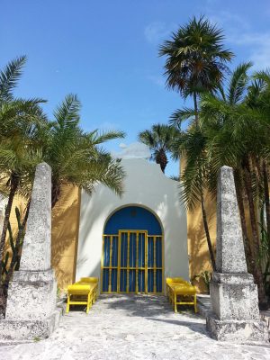 Bonnet House Main entrance with Obelisks Bonnet House Main entrance with Obelisks